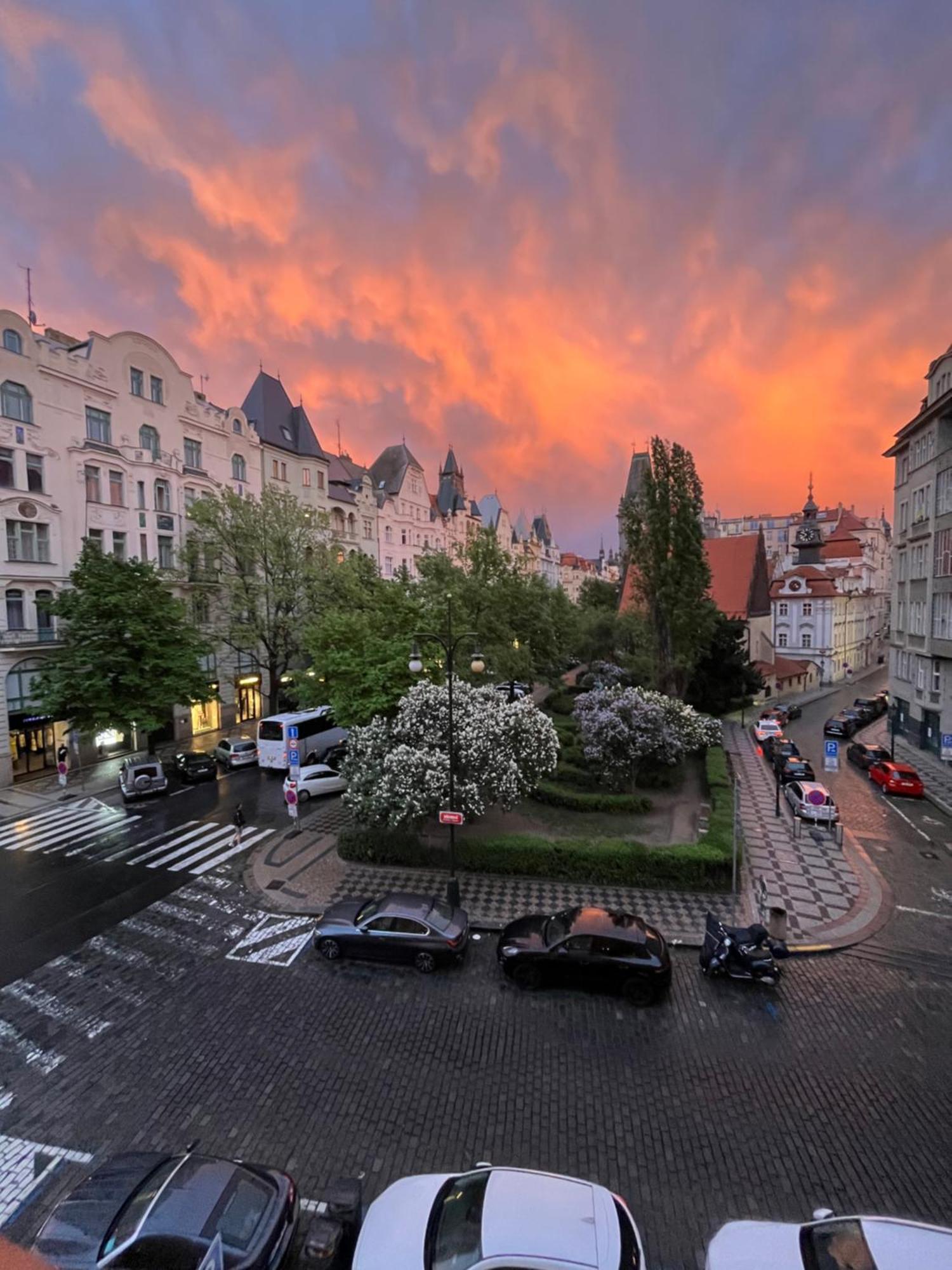 Central Apartments Parizska Prag Exterior foto
